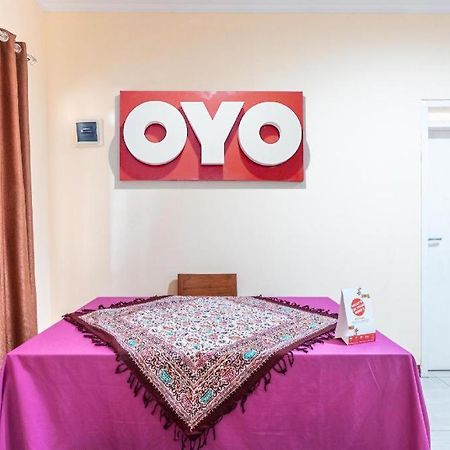 Aquina House Hotel Bogor Ngoại thất bức ảnh