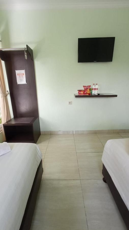 Aquina House Hotel Bogor Ngoại thất bức ảnh
