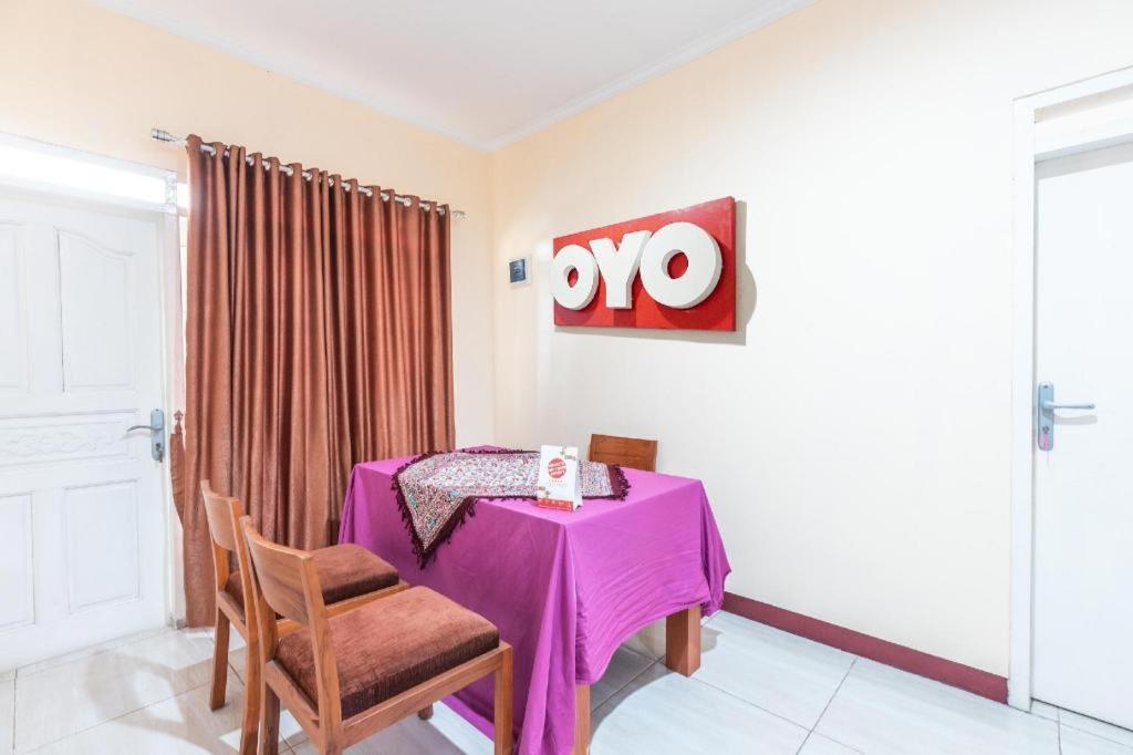 Aquina House Hotel Bogor Ngoại thất bức ảnh
